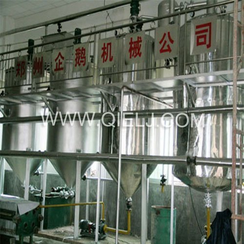 想上一套日生產(chǎn)50噸大豆油生產(chǎn)線哪家好 優(yōu)選企鵝糧油機(jī)械公司(圖1) dadouyoushebei