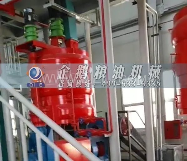 企鵝精煉設(shè)備品質(zhì)優(yōu)勝遠(yuǎn)銷國(guó)外,客戶贊不絕口多次回購(gòu)(圖5) 企鵝精煉設(shè)備品質(zhì)優(yōu)勝遠(yuǎn)銷國(guó)外,客戶贊不絕口多次回購(gòu)(圖5)