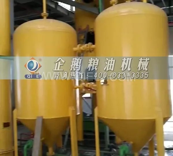 企鵝精煉設(shè)備品質(zhì)優(yōu)勝遠(yuǎn)銷國(guó)外,客戶贊不絕口多次回購(gòu)(圖6) 企鵝精煉設(shè)備品質(zhì)優(yōu)勝遠(yuǎn)銷國(guó)外,客戶贊不絕口多次回購(gòu)(圖6)